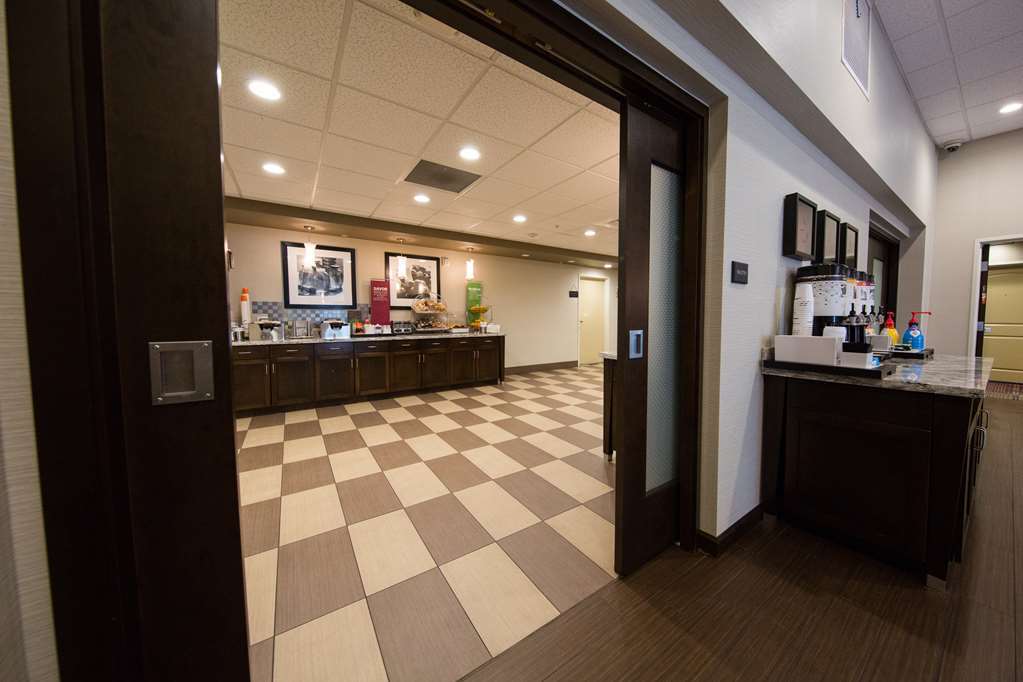 Hampton Inn Seattle/Everett Downtown Restaurante foto